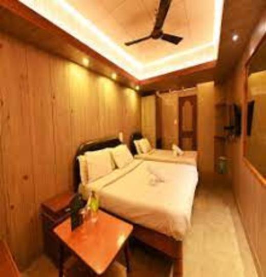 Baba Tourist Lodge ชิลลอง ภายนอก รูปภาพ