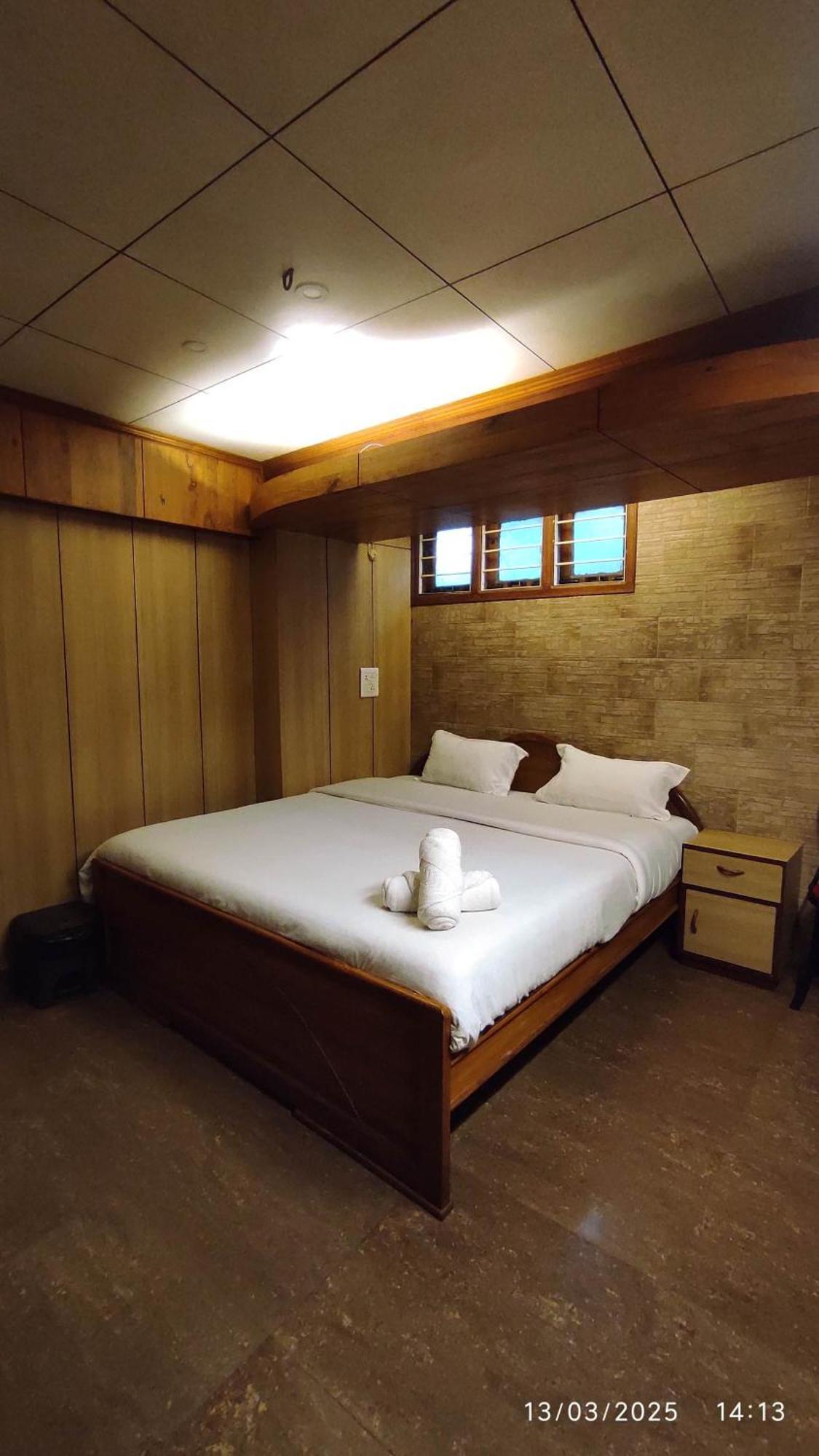 Baba Tourist Lodge ชิลลอง ภายนอก รูปภาพ