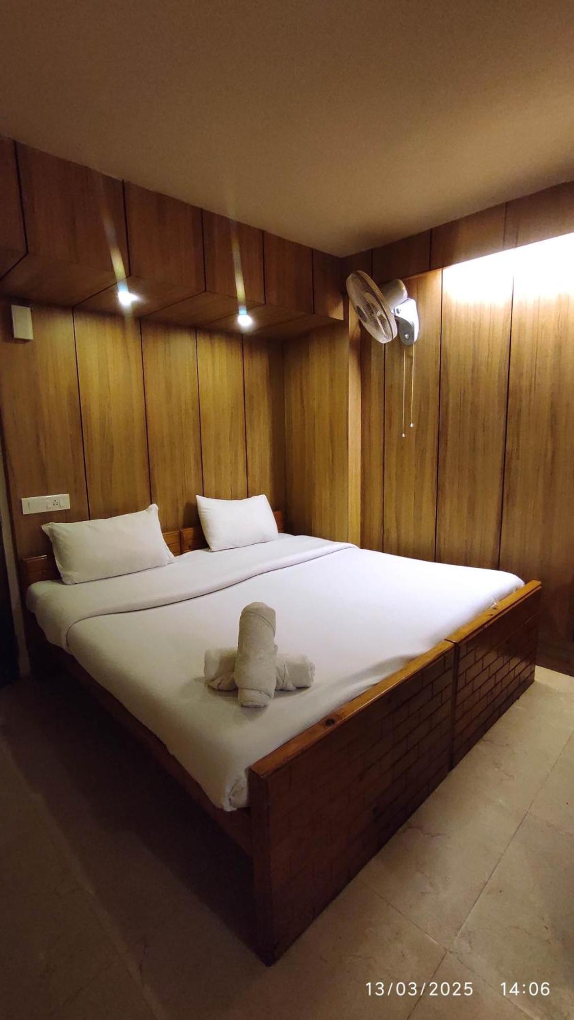 Baba Tourist Lodge ชิลลอง ภายนอก รูปภาพ