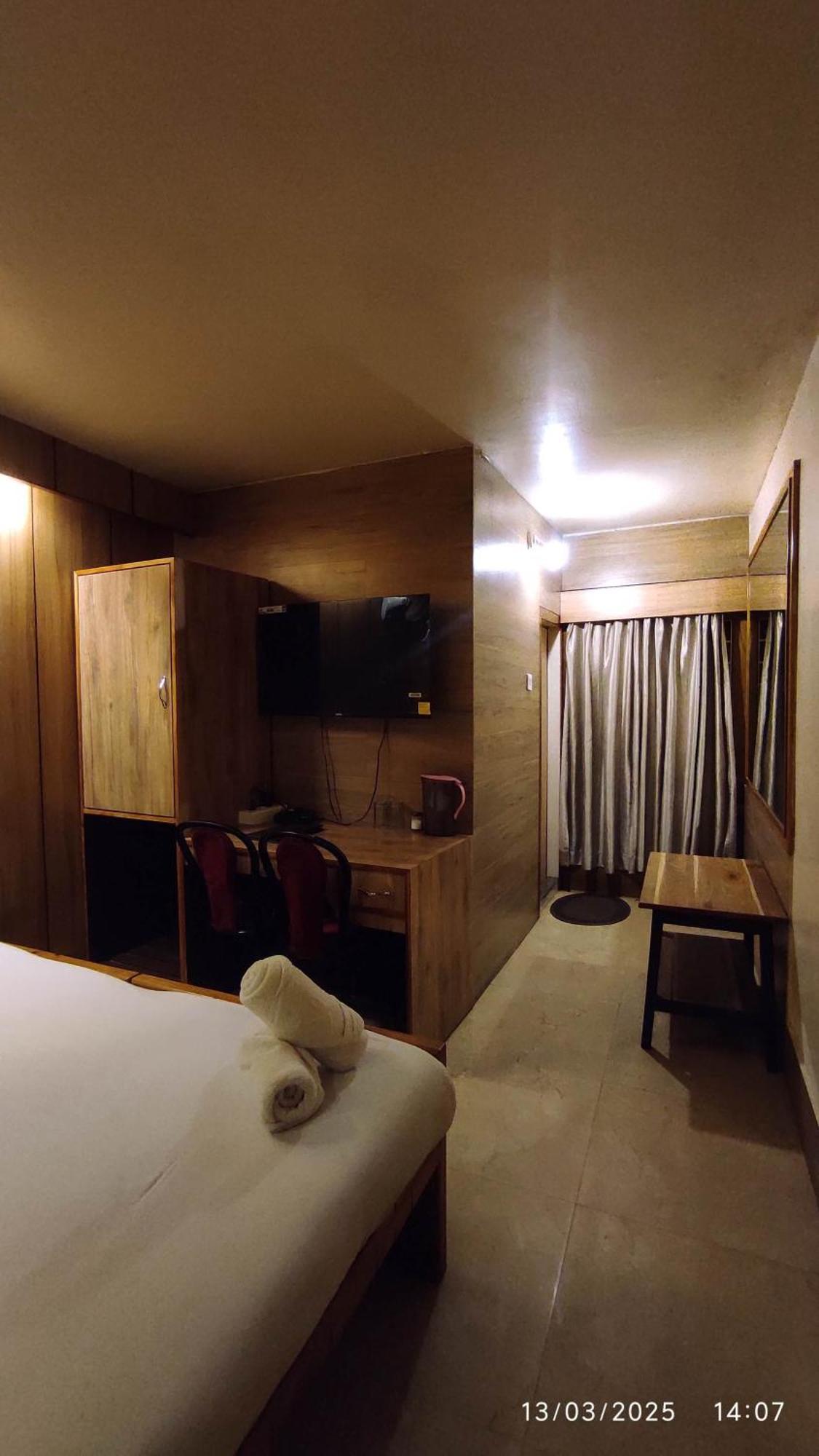 Baba Tourist Lodge ชิลลอง ภายนอก รูปภาพ